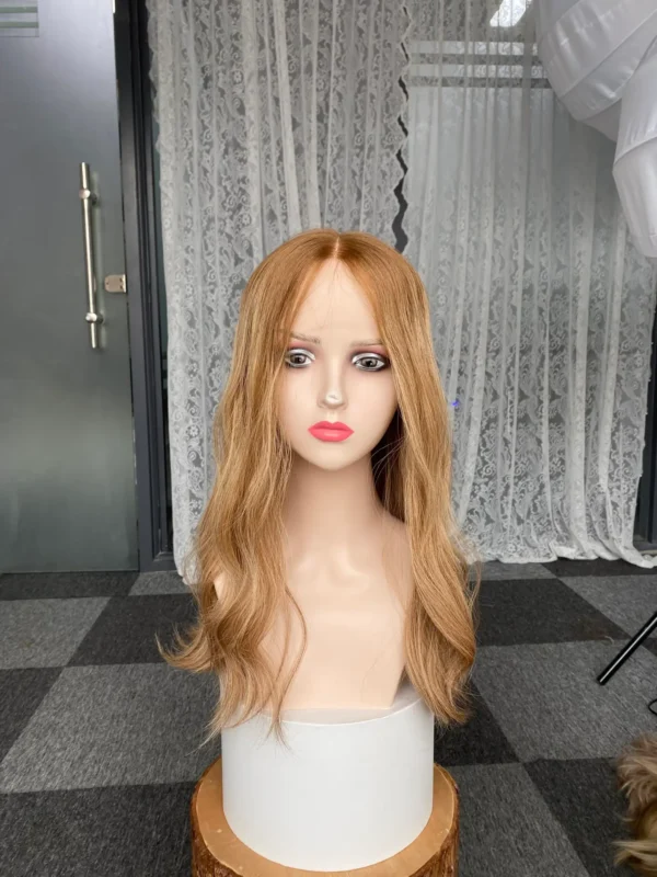 lace top wig	21"	slight layer	#8/16/24	straight	M	723$