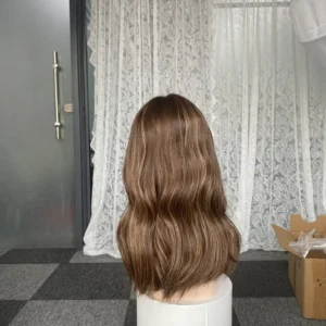 lace top wig	19"	slight layer	#2/4/8/12	straight	M	640$