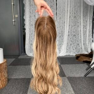 lace topper   22"  #4/6/8/16	straight	size 9*9	620$