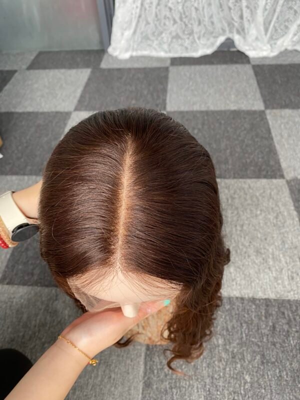 lace top wig 22" #6/8 slight layer wavy M $718 - 图片 4