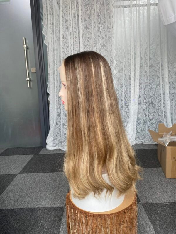 Lace top wig 25" #4/B10/24 Slight layer Wavy L 905$ - 图片 3