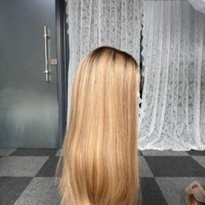 Lace top wig 25" #Charlene Slight layer Straight L 890$